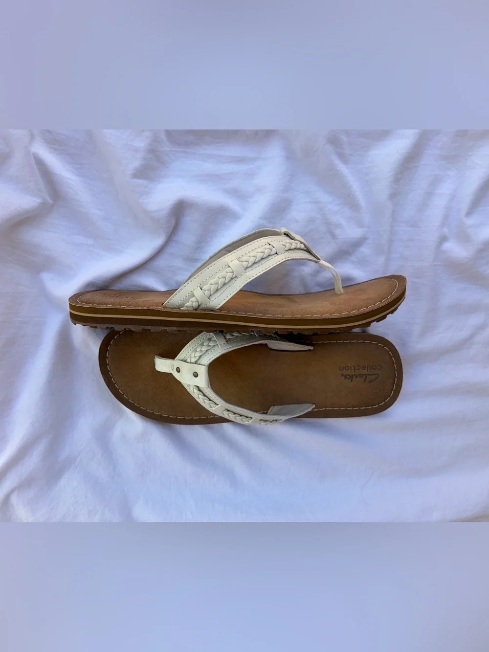 Clarks Fenner Nerice flip-flop sandals off white NWT Sz 11 Arch Comfort - Picture 3 of 6